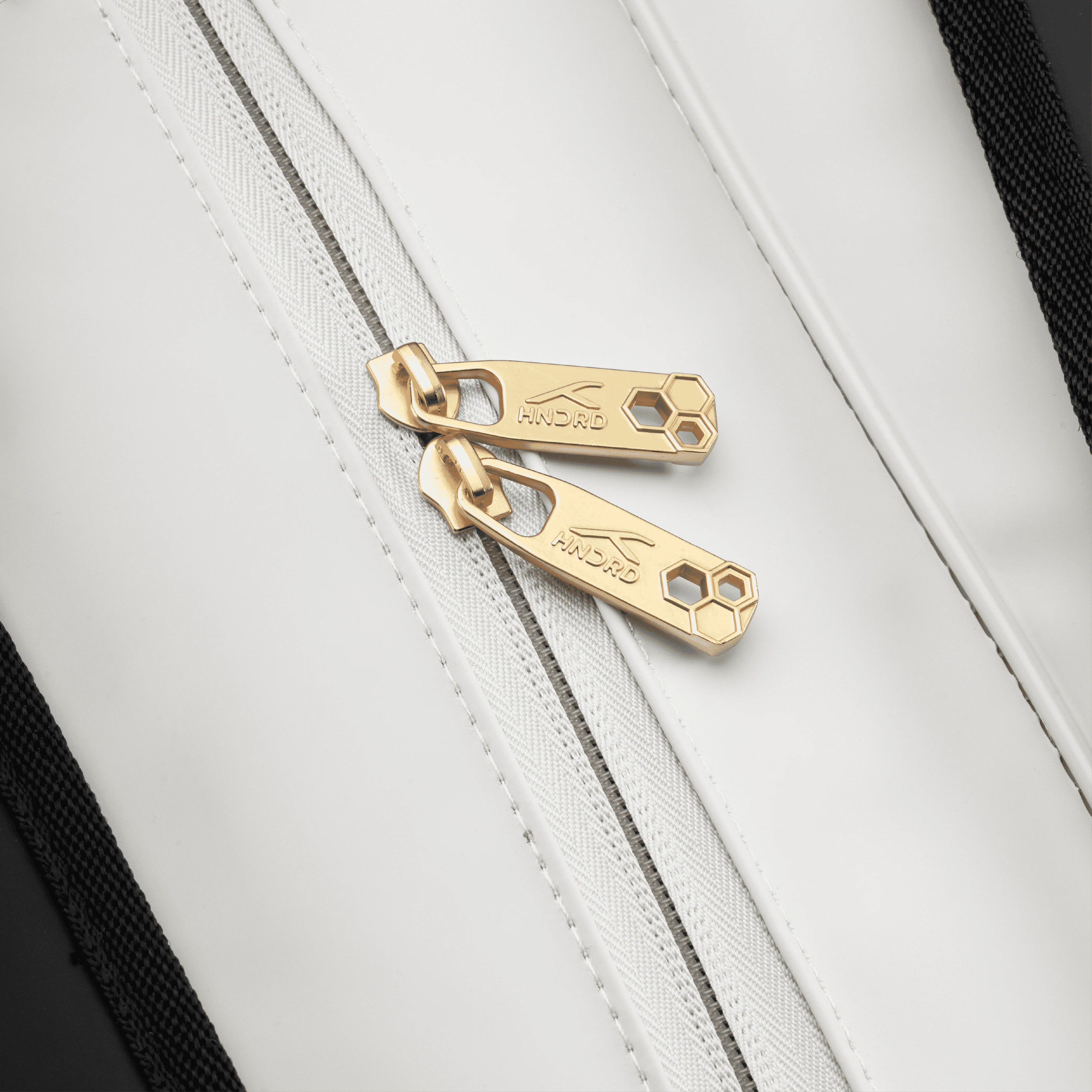 Aeris Pack Kit Bag - Image 20