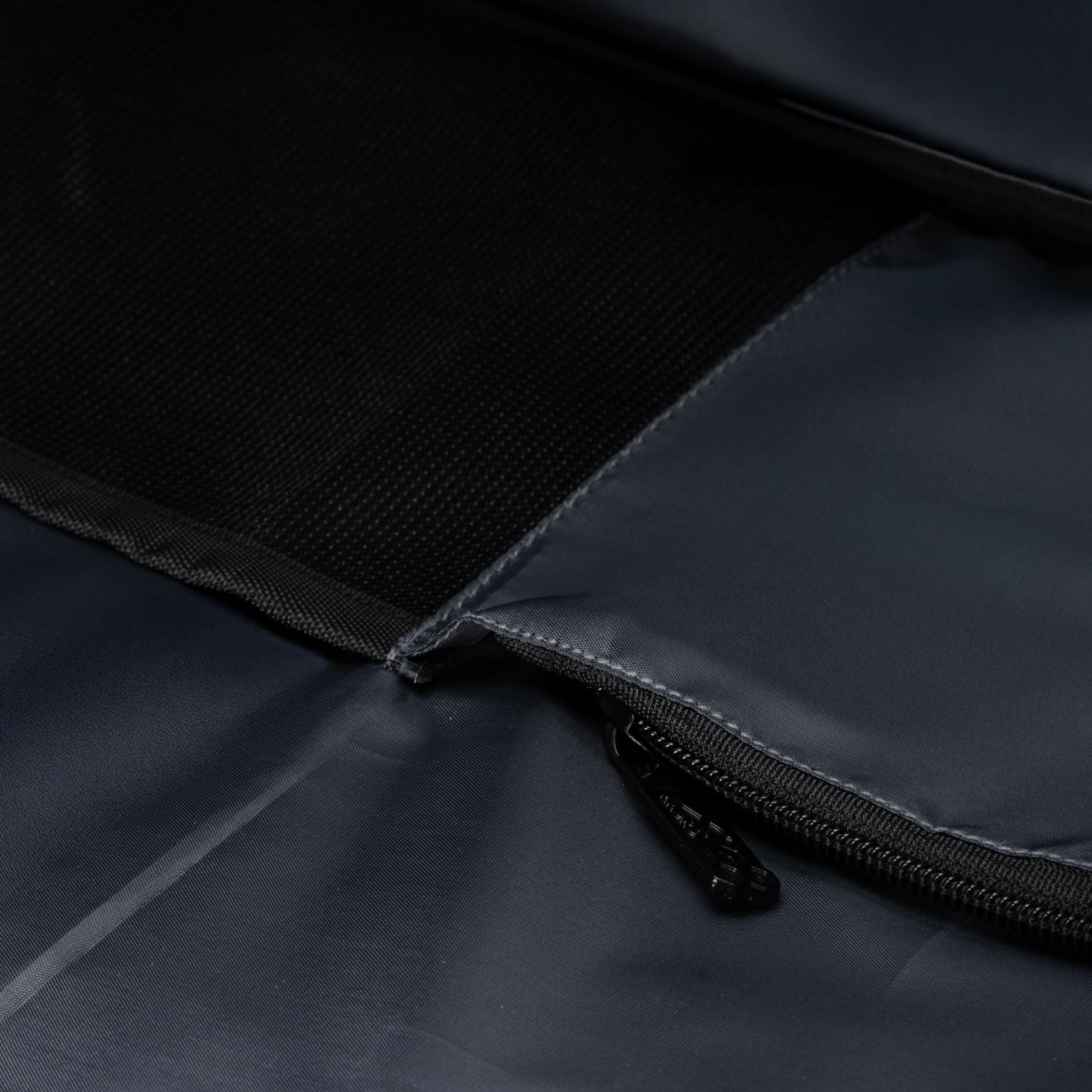 Titan Kit Bag - Image 7